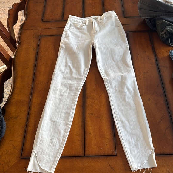 Good American Denim - GA Good legs crop jeans